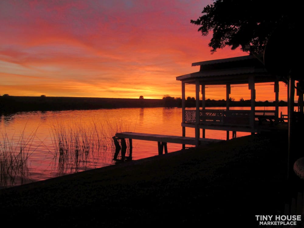 Gracious Tiny House Park, Lake Okeechobee, Florida - Image 1 Thumbnail