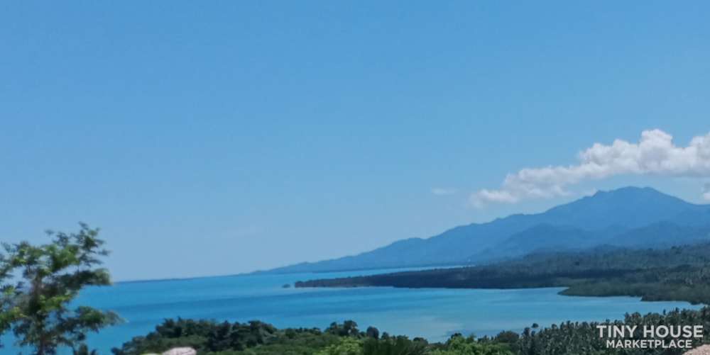 Heaven on Earth Beach Front or Ocean view lots and Tiny Home package 