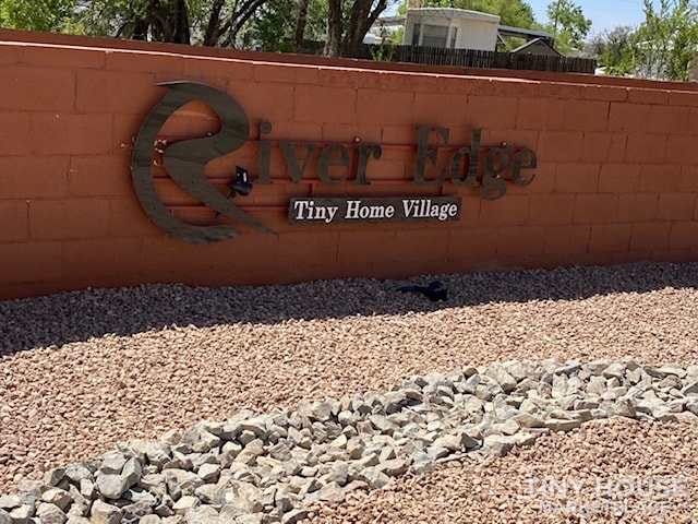 New Mexico    Riveredge Tiny Home Village  