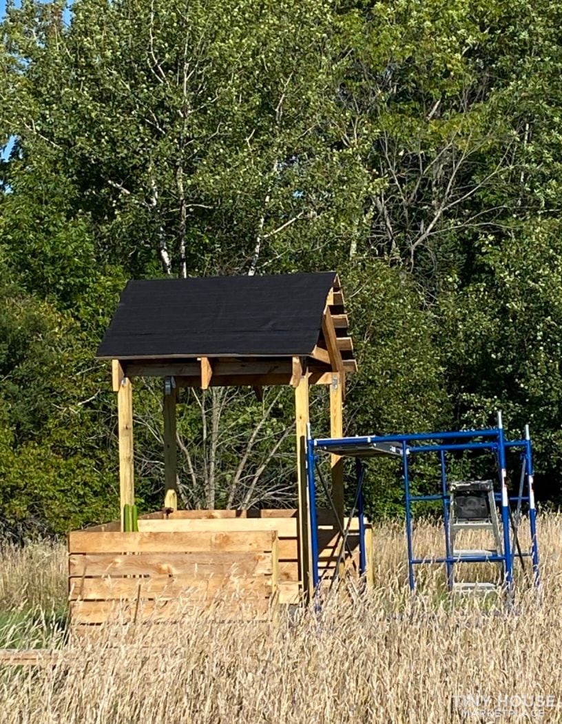 Tiny Soul-ar ECO Village - Image 3 Thumbnail