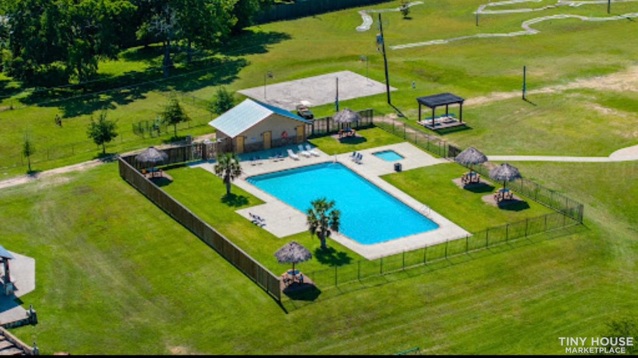 WatersEdge in Willis Tx. Just outside of Houston - Image 3 Thumbnail