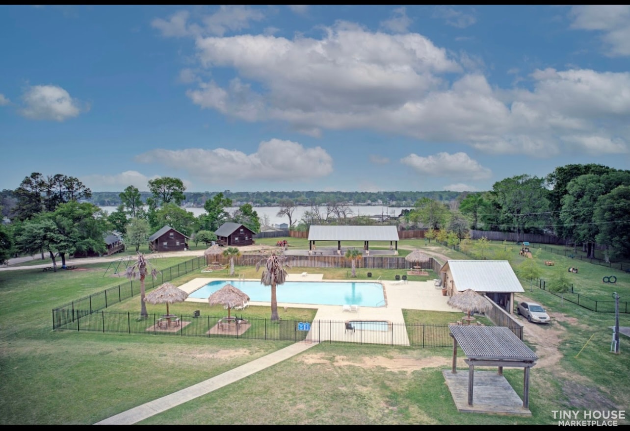 WatersEdge in Willis Tx. Just outside of Houston - Image 4 Thumbnail