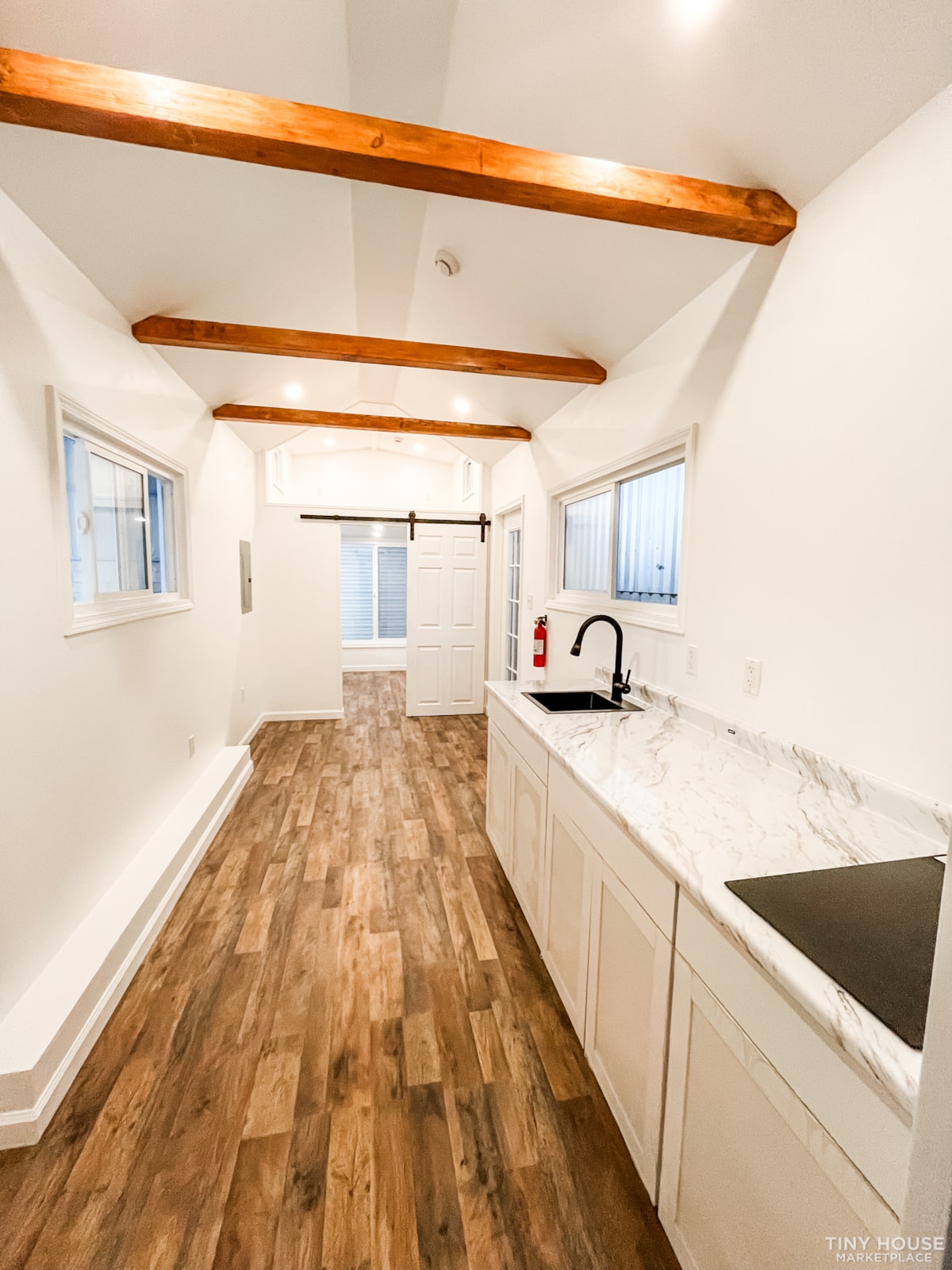 $40,000 28ft Tiny home on wheels 