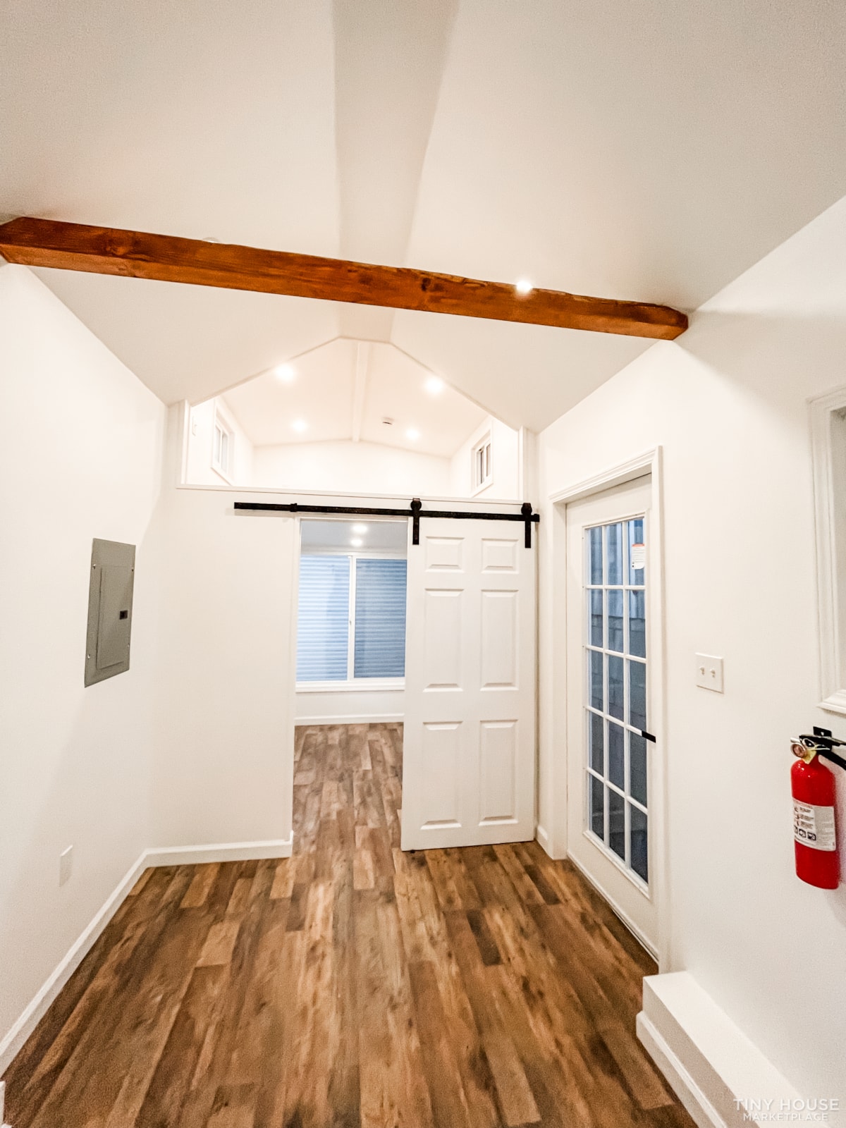 $40,000 28ft Tiny home on wheels  - Image 3 Thumbnail