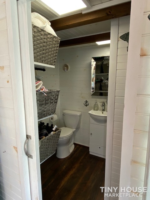  $75,0000 Chestnut Model, built by Tiny House Building Company LLC in 2018 - Image 2 Thumbnail
