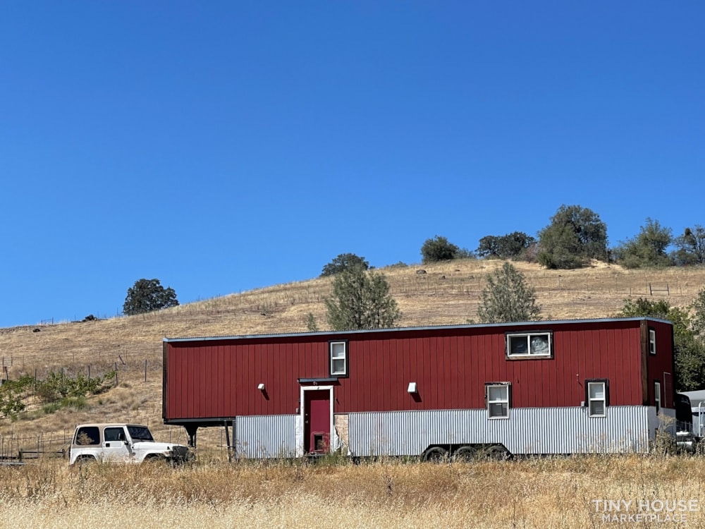'Big Tiny' Family House on a 48' LowBoy Trailer - Image 4 Thumbnail