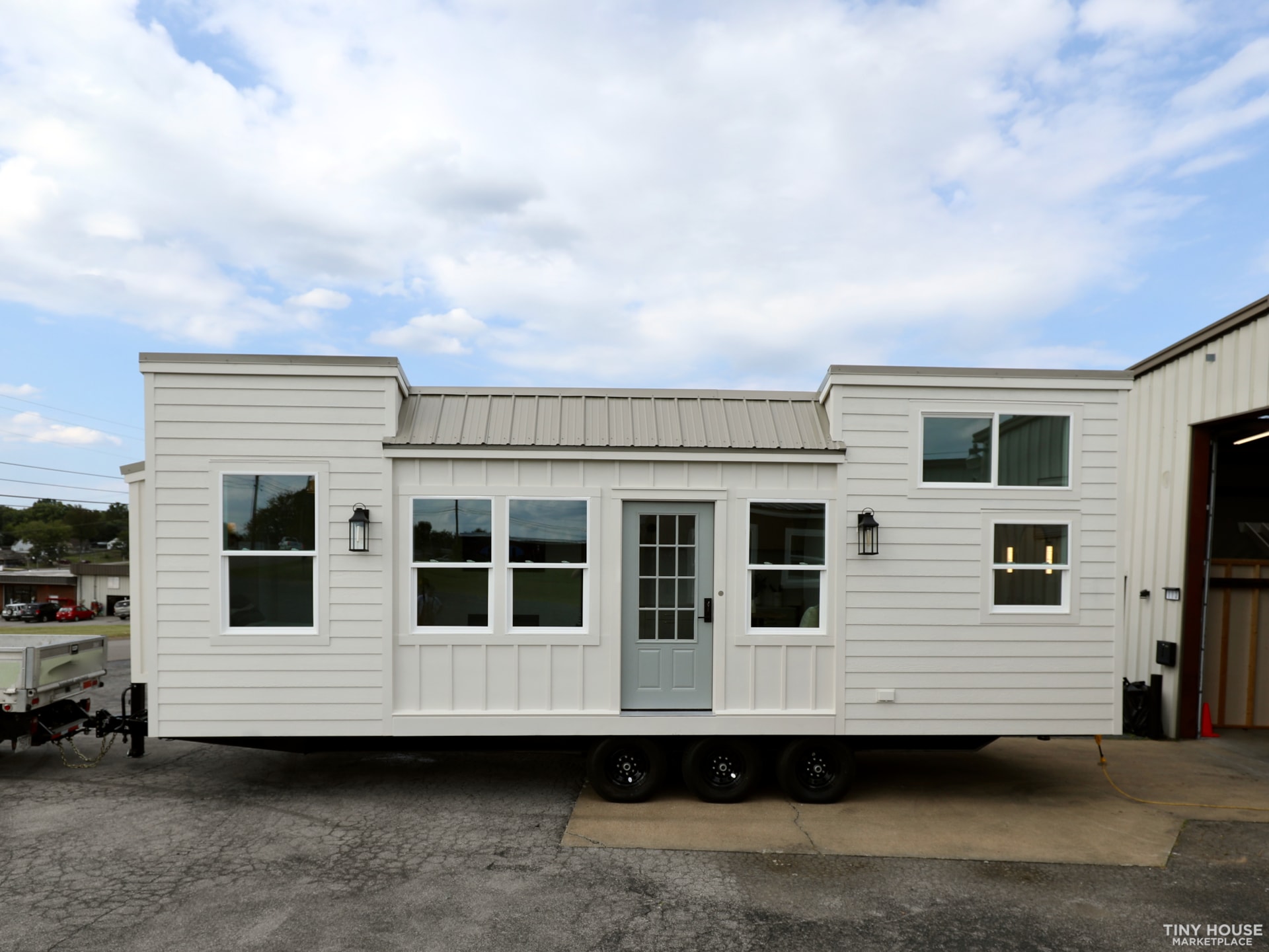 'Coastal Tiny Home', a Luxurious 31'x10' Park Model Tiny House
