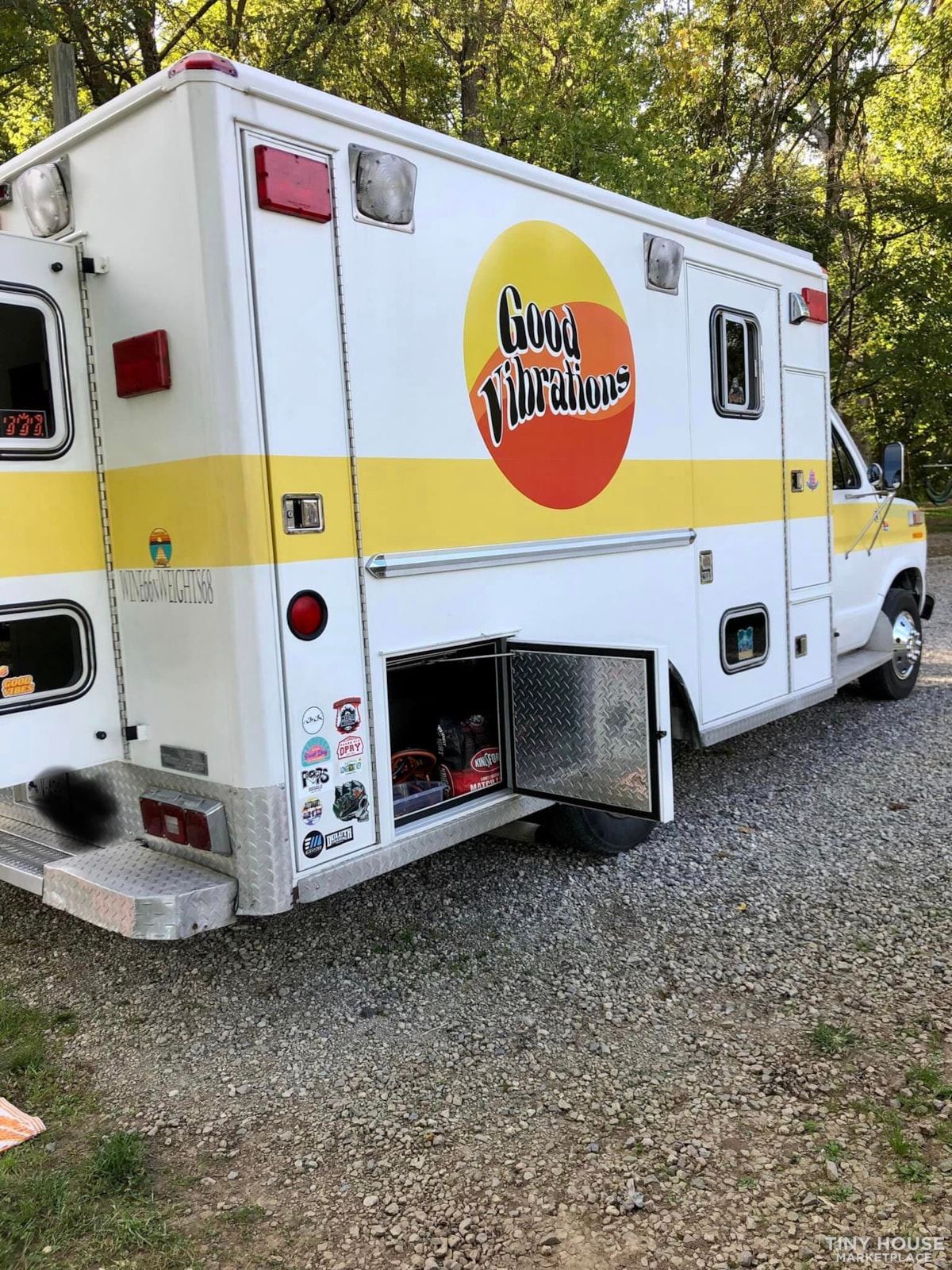 "Jambulance" Tiny mobile house