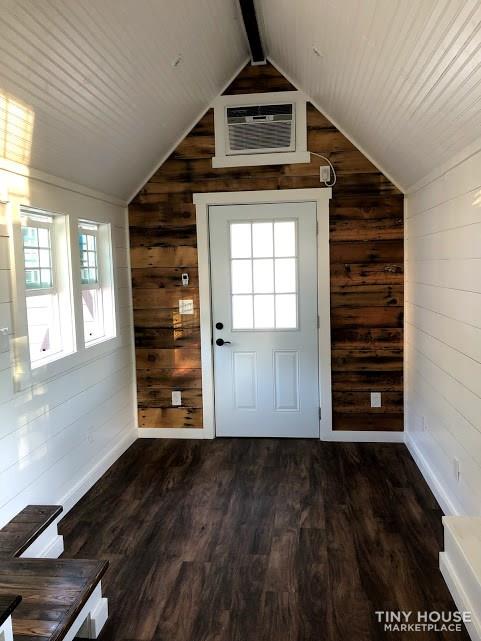 *NEW* Farm house style Tiny House on Wheels- NOAH certified! - Image 4 Thumbnail