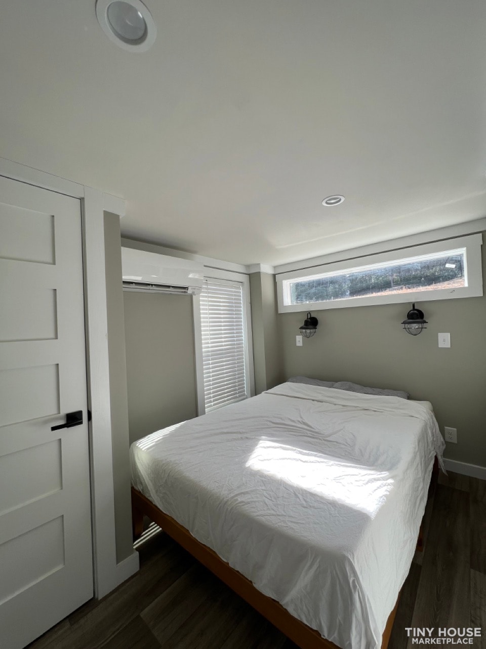 *NEW, never-lived-in tiny home/park model for private sale! Ready to move NOW!*  - Image 3 Thumbnail