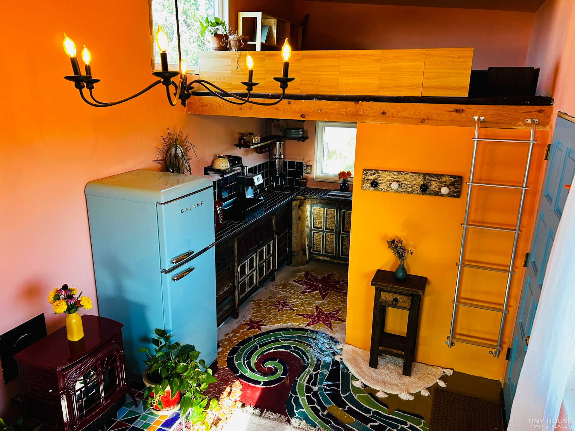 🌟 Stunning Custom-Built Tiny House for Sale 🌟 -- ready for transport - Image 3 Thumbnail