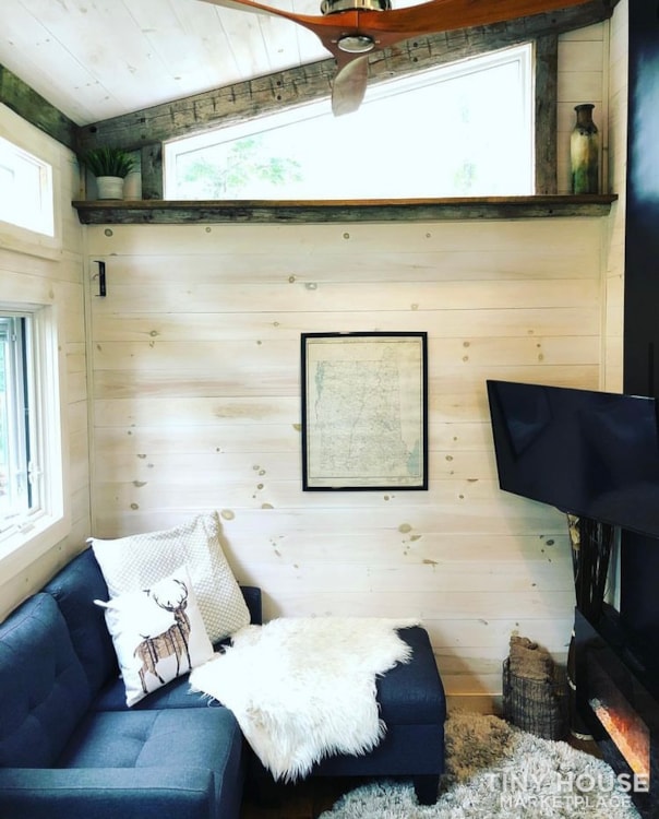 "The Hemingway" Luxury Tiny Home - Image 3 Thumbnail
