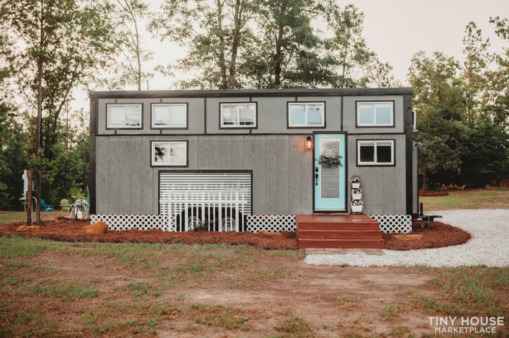 "The Millpond" tiny home - Image 2 Thumbnail
