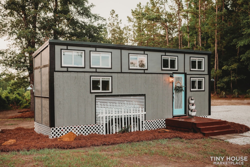 "The Millpond" tiny home - Image 3 Thumbnail