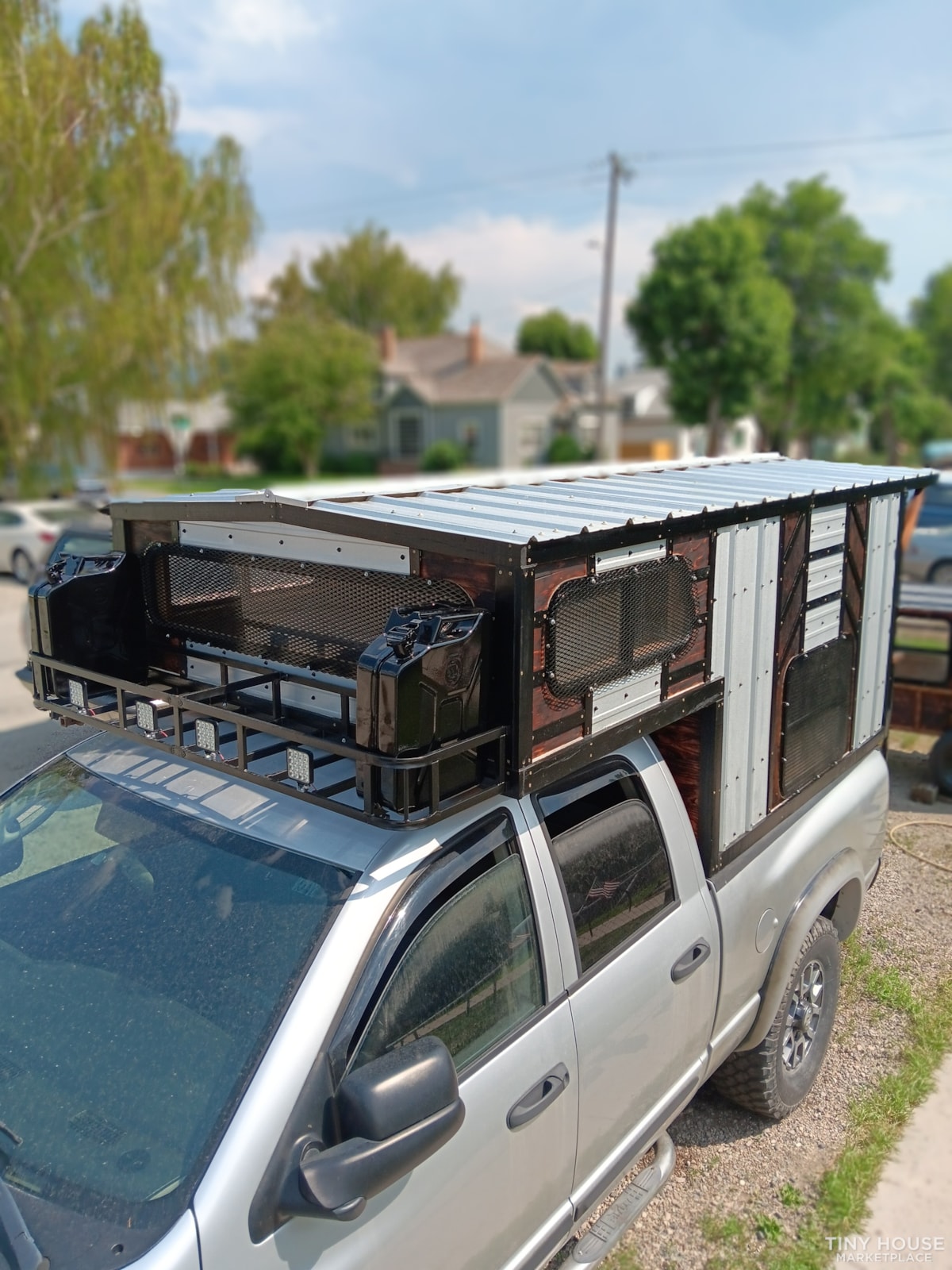 Pickup truck tiny house  - Image 1 Thumbnail