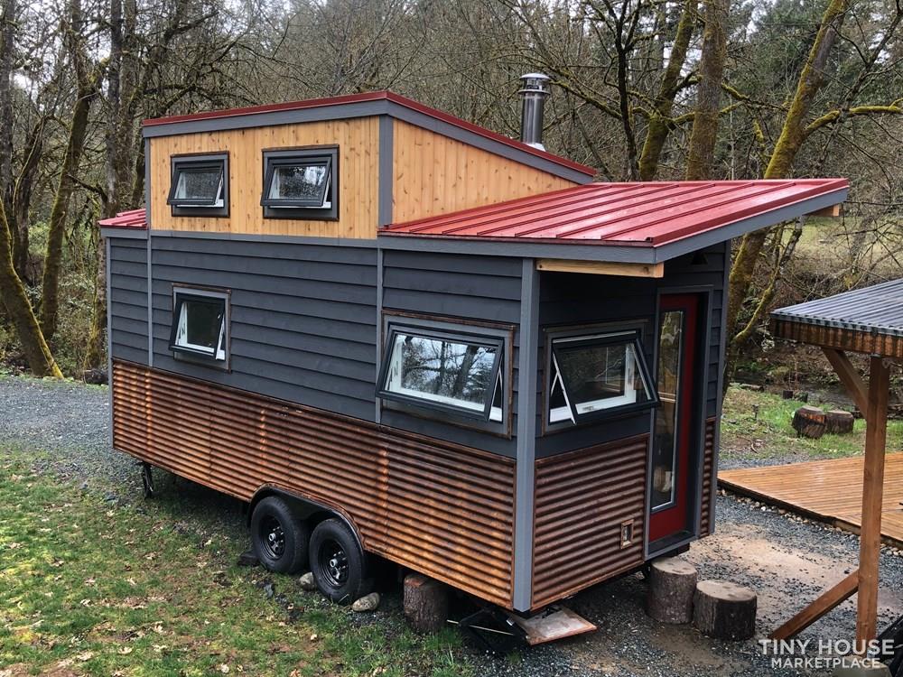 "Wild and Scenic" Tiny house For Sale - Image 4 Thumbnail