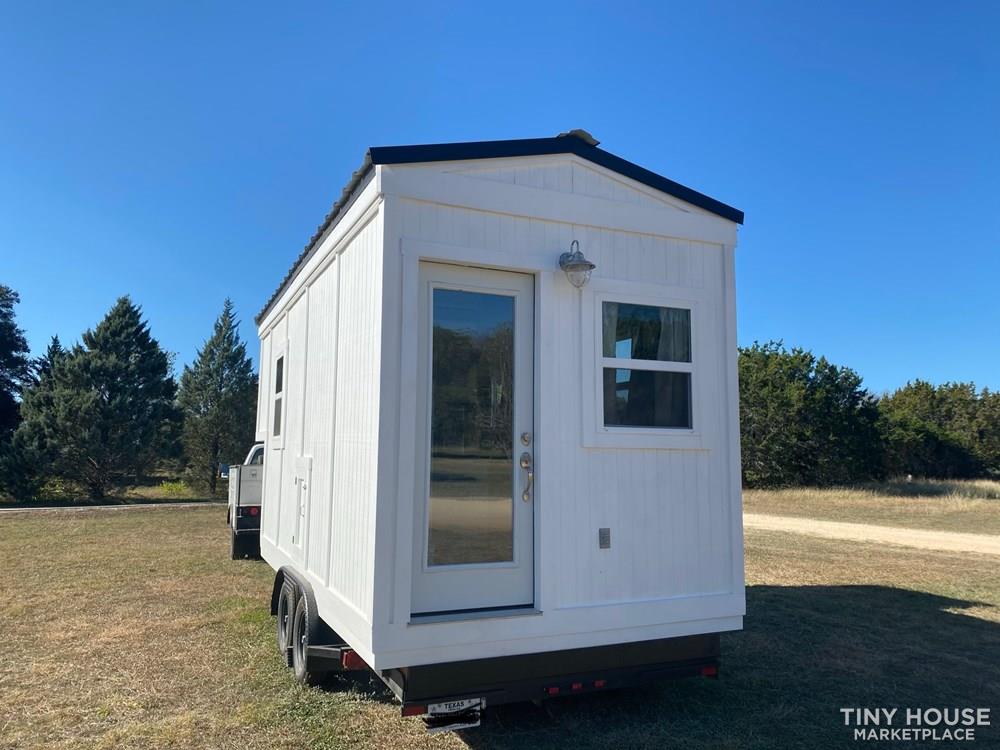 1 bed / 1 bath NEW tiny HOME on wheels - Image 1 Thumbnail
