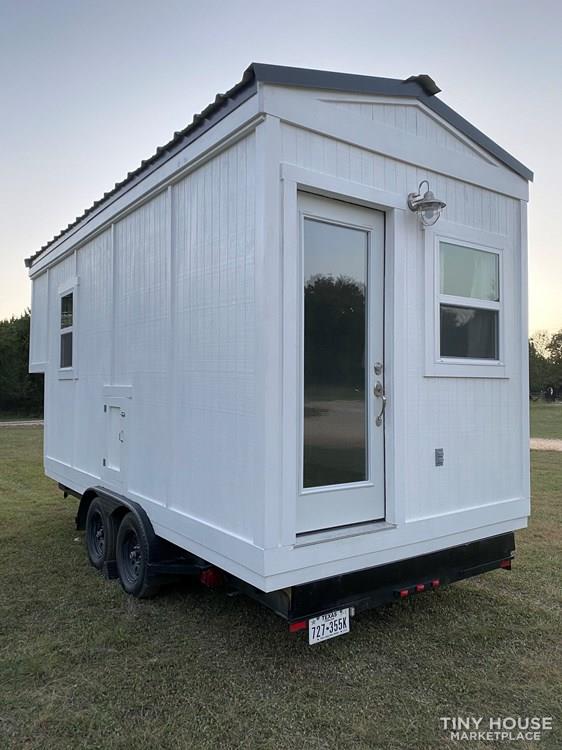 1 bed / 1 bath NEW tiny HOME on wheels - Image 2 Thumbnail