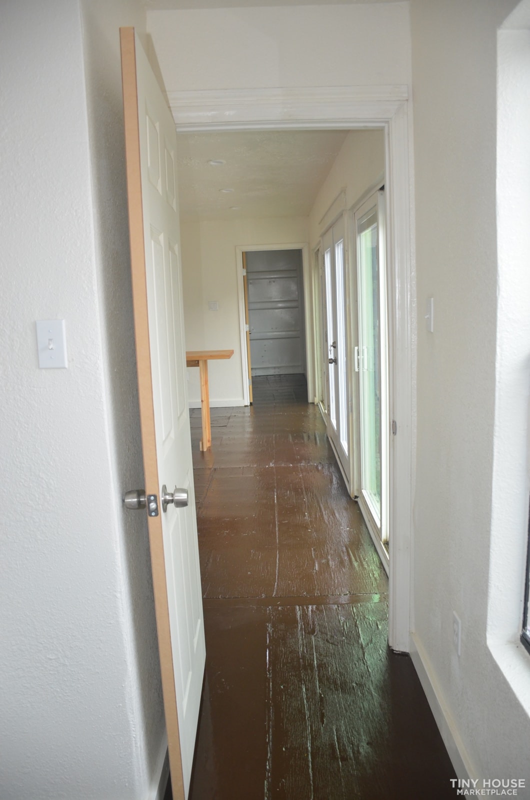 1 bedroom, 1 bath, 320 sqft shipping container home - Image 4 Thumbnail