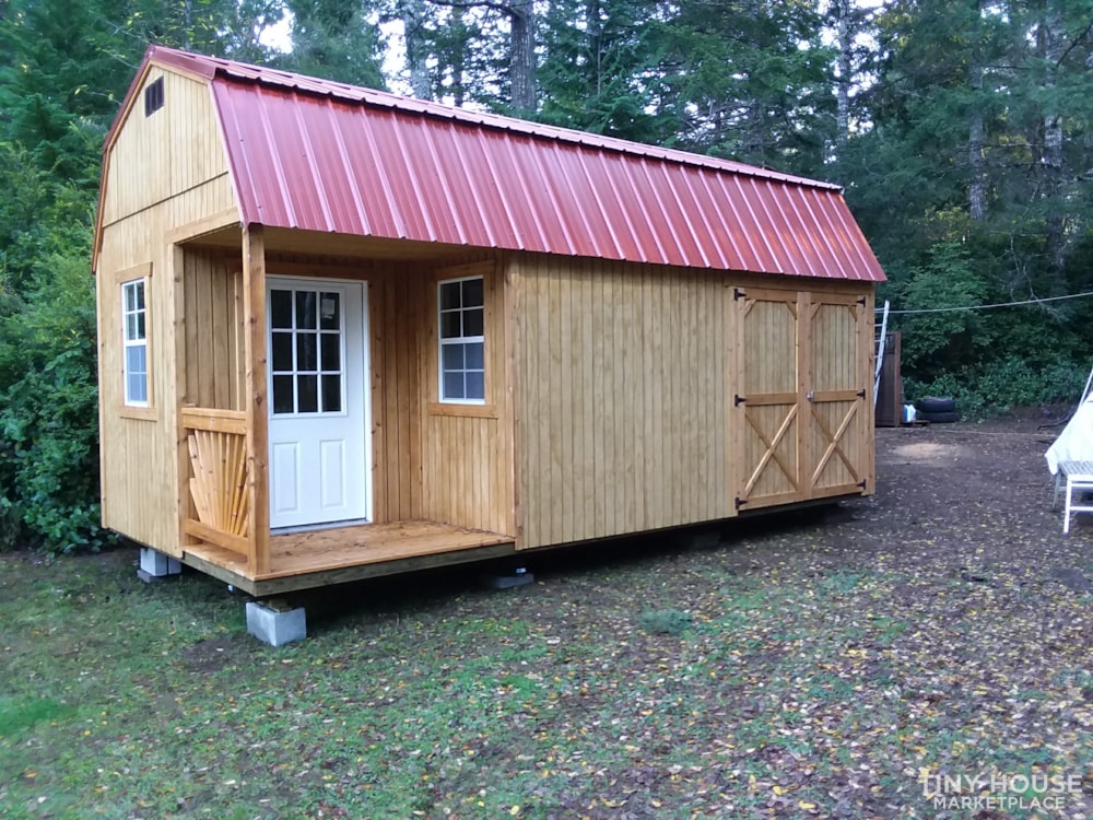 10 x 20 Barn Style Tiny House. Wired for off or on grid.