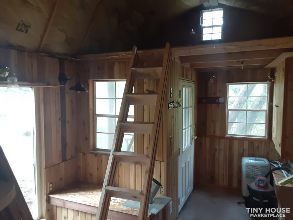 10 x 20 Barn Style Tiny House. Wired for off or on grid. - Image 2 Thumbnail