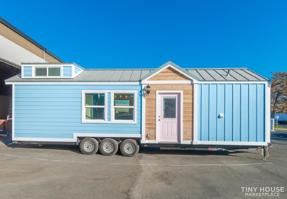 10 x 34ft 2bd/1ba Tiny House on Wheels - MAKE AN OFFER -