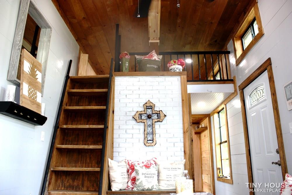 10 x 34 Tiny House on Wheels Free Shipping up to 1,000 miles - Image 4 Thumbnail
