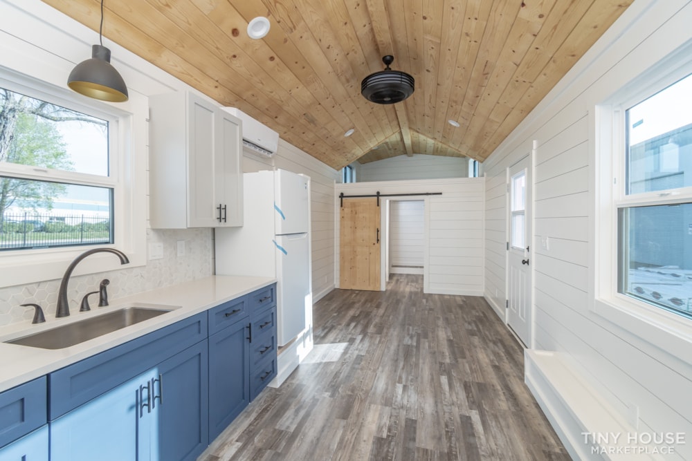 10' x 40' Luxury Craftsman Style Tiny Home (Made To Order) - Image 4 Thumbnail