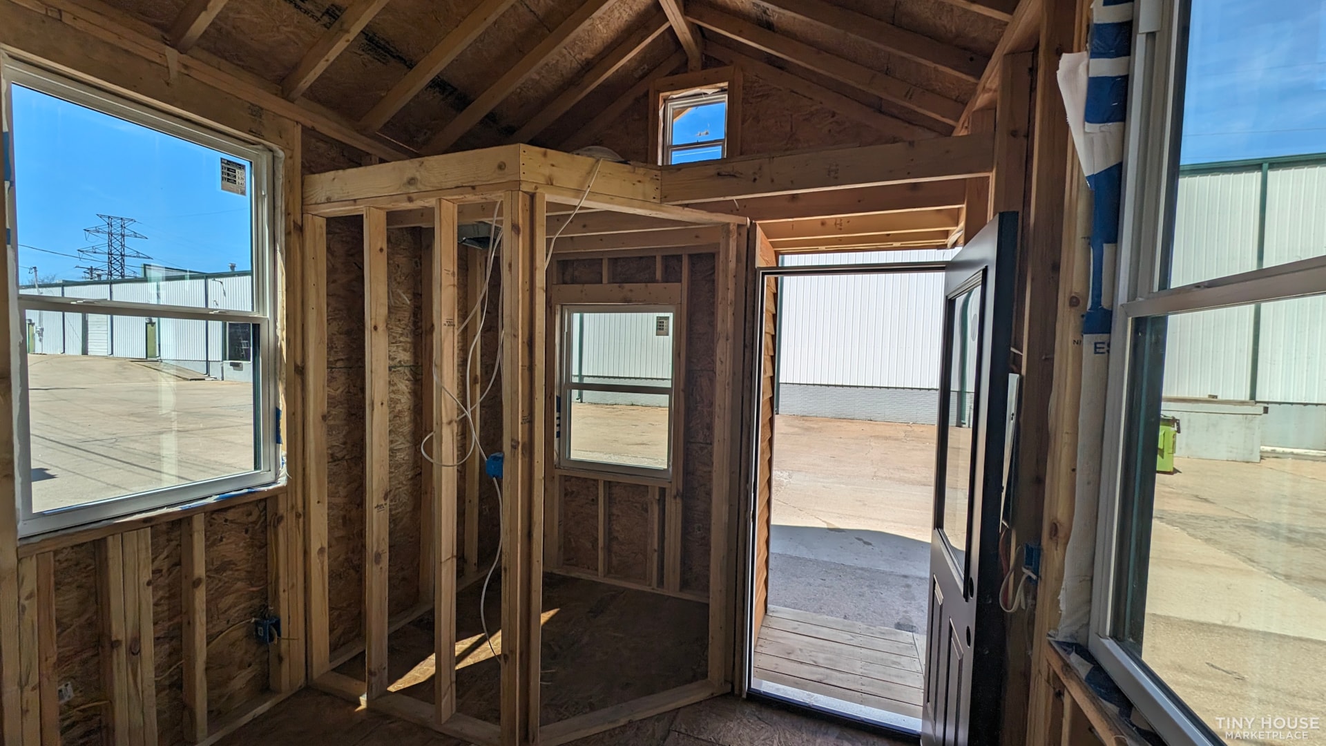 10x20 Tiny home!  - Image 3 Thumbnail