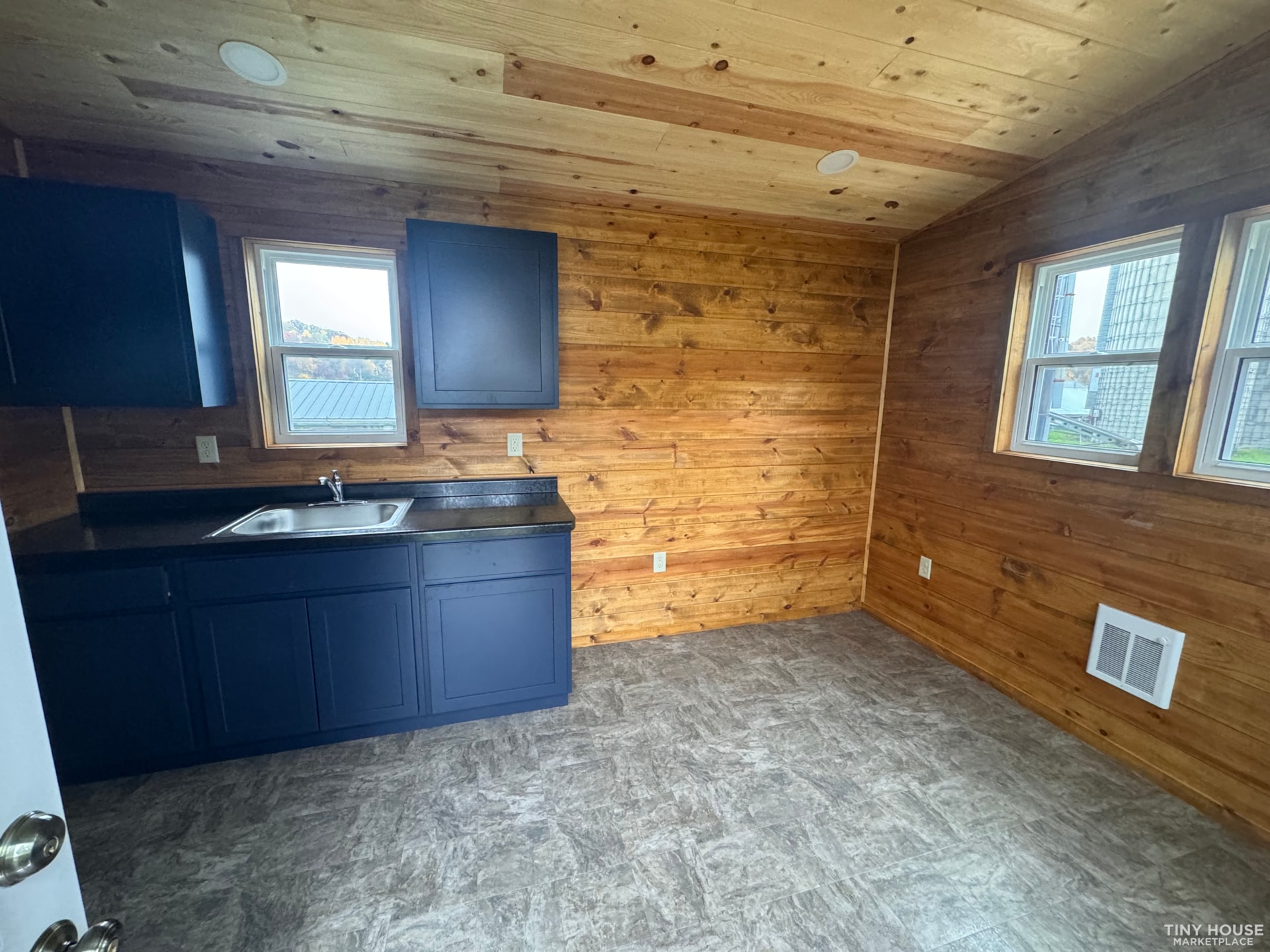 10x20 Tiny House to Make Your Own! - Image 4 Thumbnail