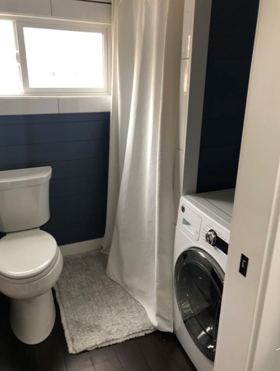 10x30 GORGEOUS Tiny House For Sale - Image 3 Thumbnail