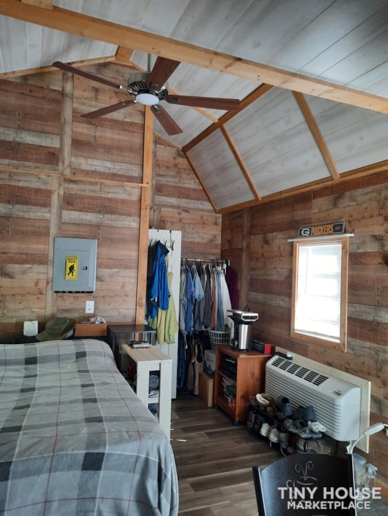 12'x20' Lofted Cabin in Iowa - Image 4 Thumbnail