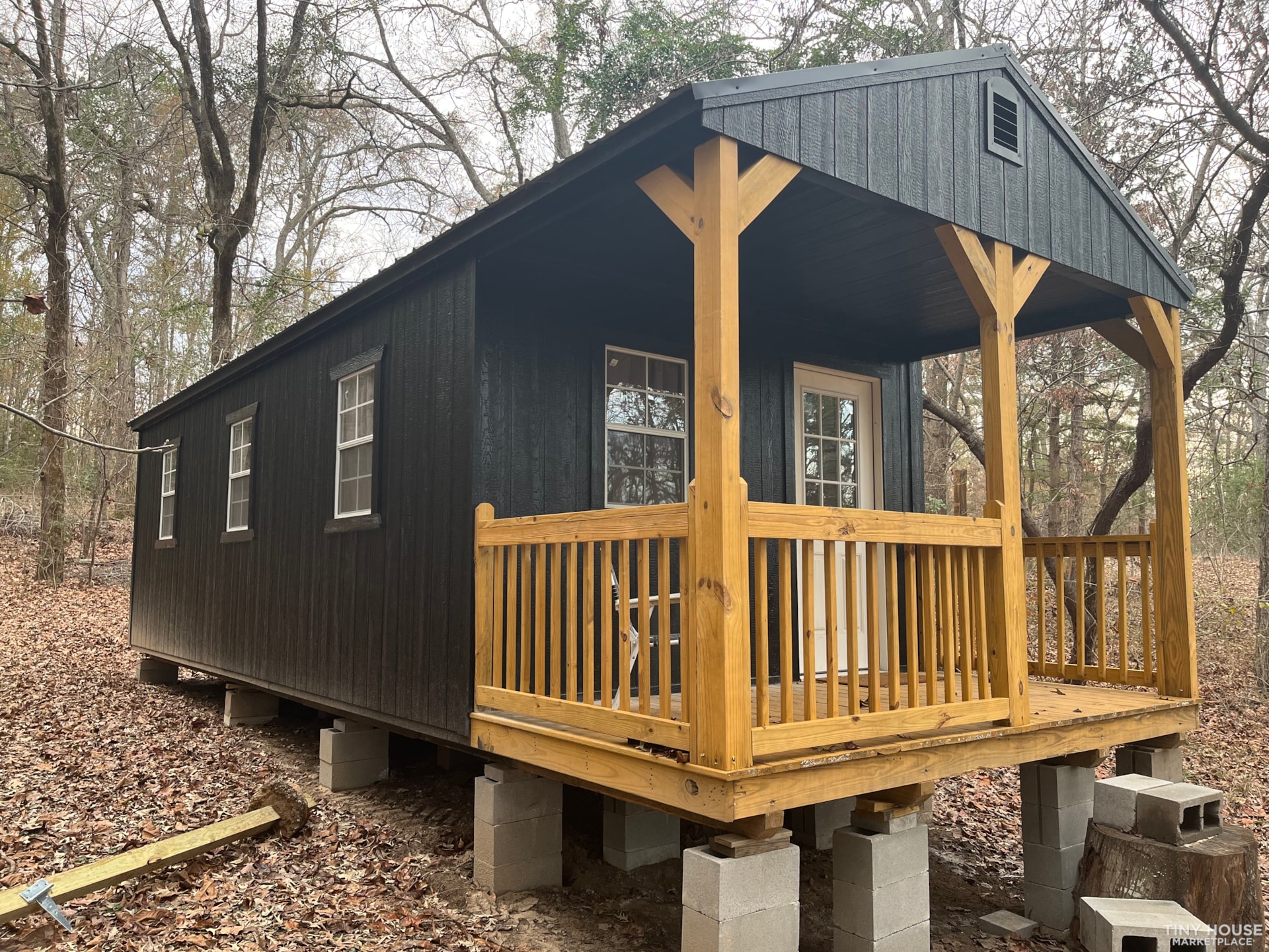 12x32 Cabin
