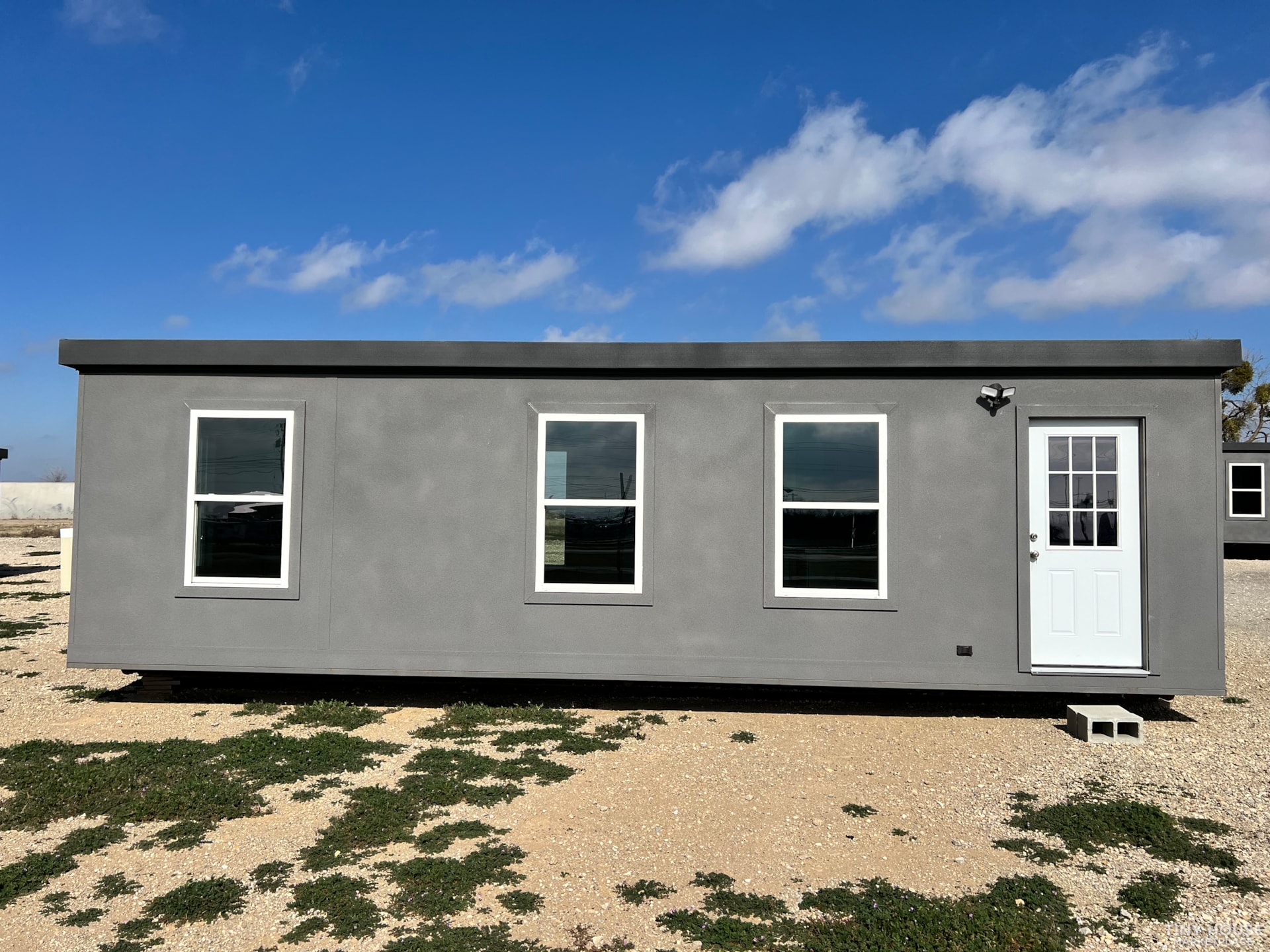 12x32x8 MUPPS Gemstone 2023 Model. A Texas Tough Tiny home discounted.