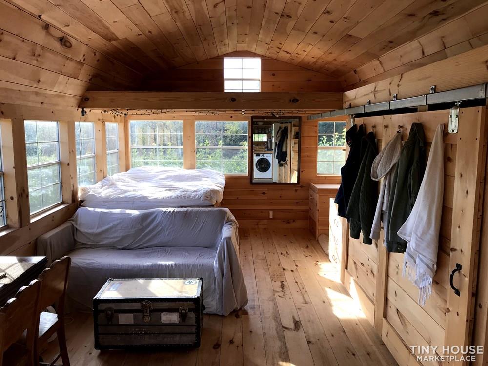14x24' Light-Filled Cottage - Image 2 Thumbnail