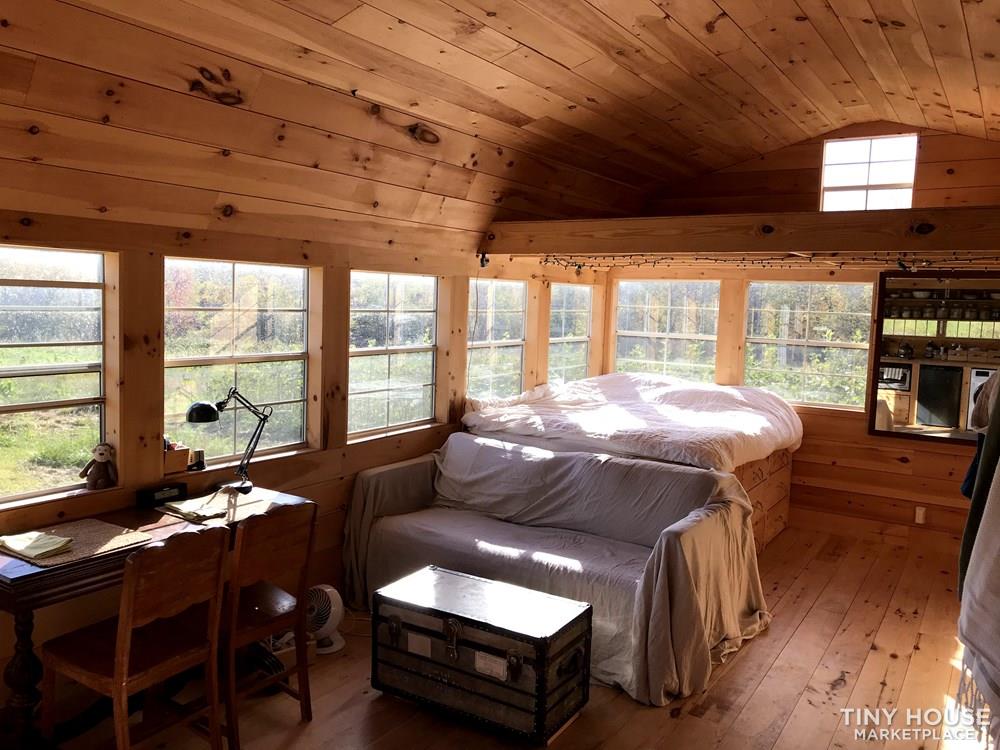 14x24' Light-Filled Cottage - Image 4 Thumbnail