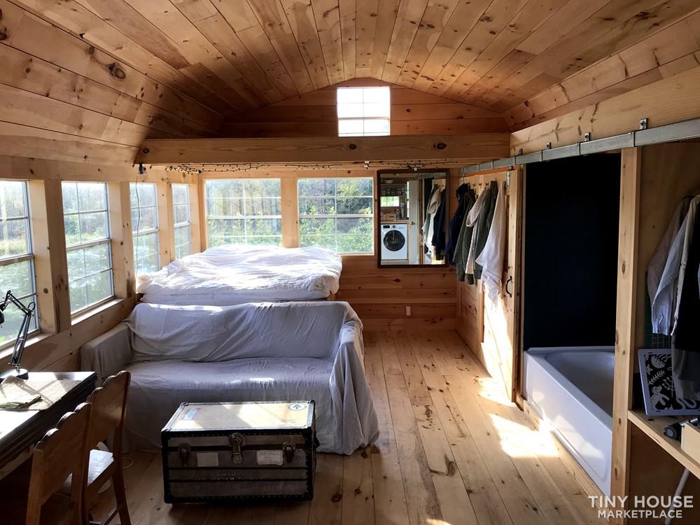 14x24' Light-Filled Cottage - Image 3 Thumbnail