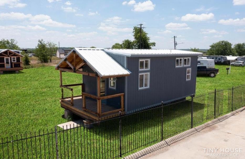 15' X 32' Park Model Tiny Home with Front Porch