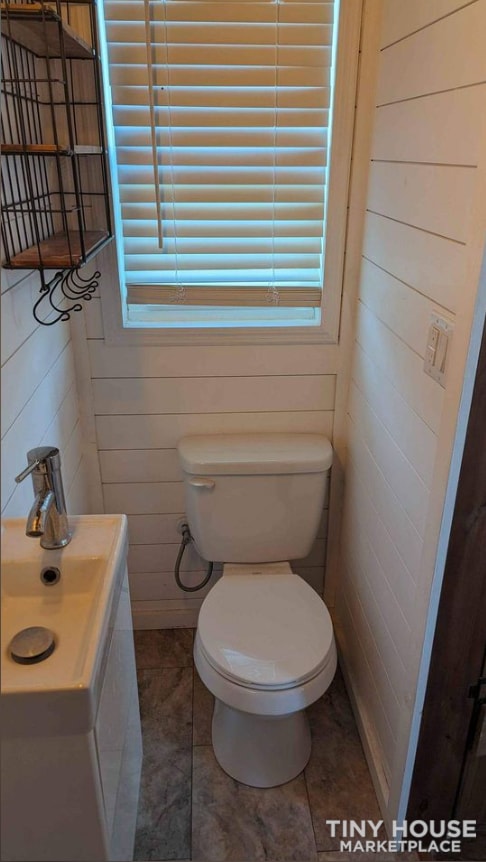 16 Foot Sage Tiny Home on Wheels - Image 4 Thumbnail