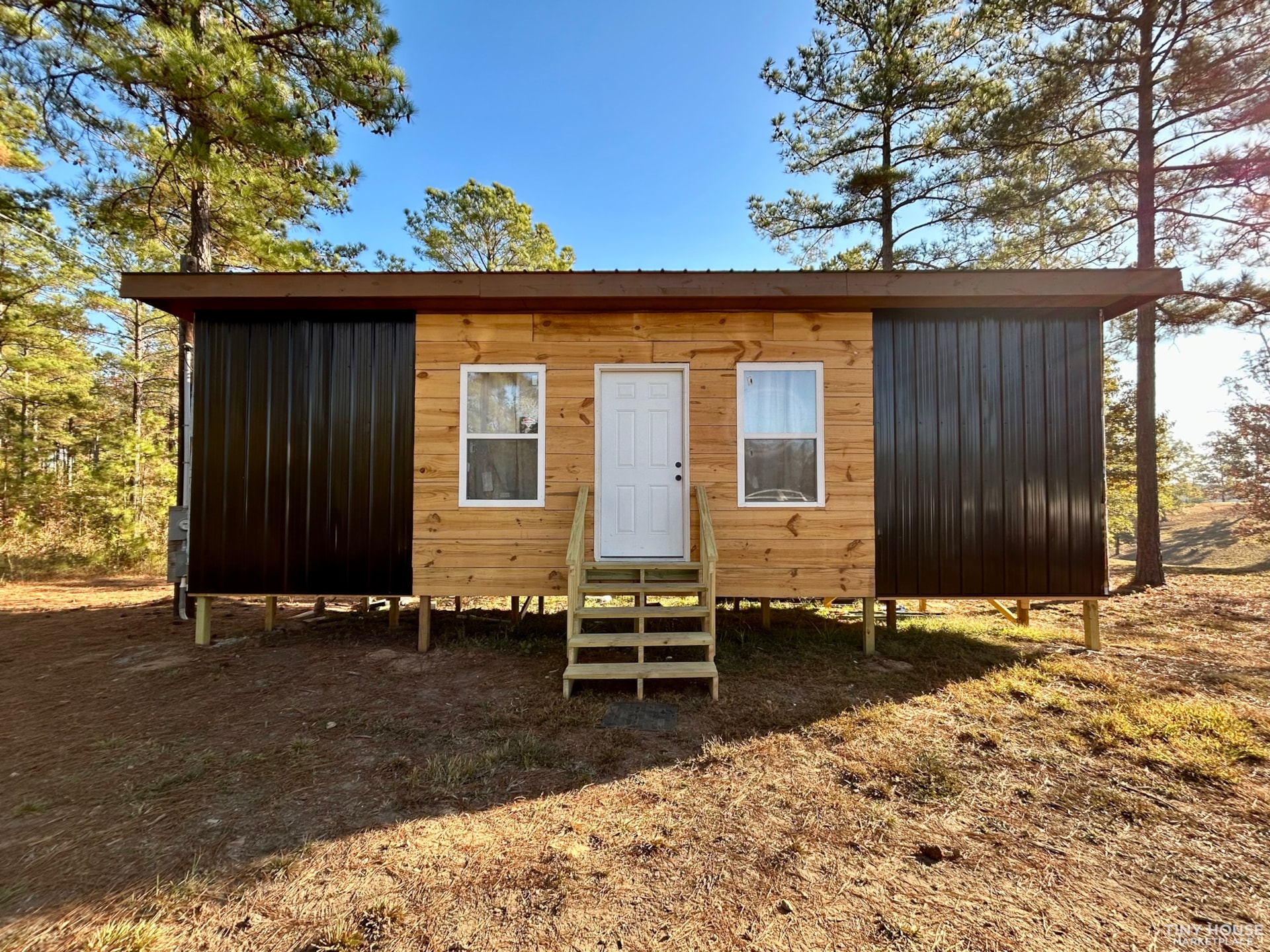16 x 32  1 bed 1 bath tiny home 
