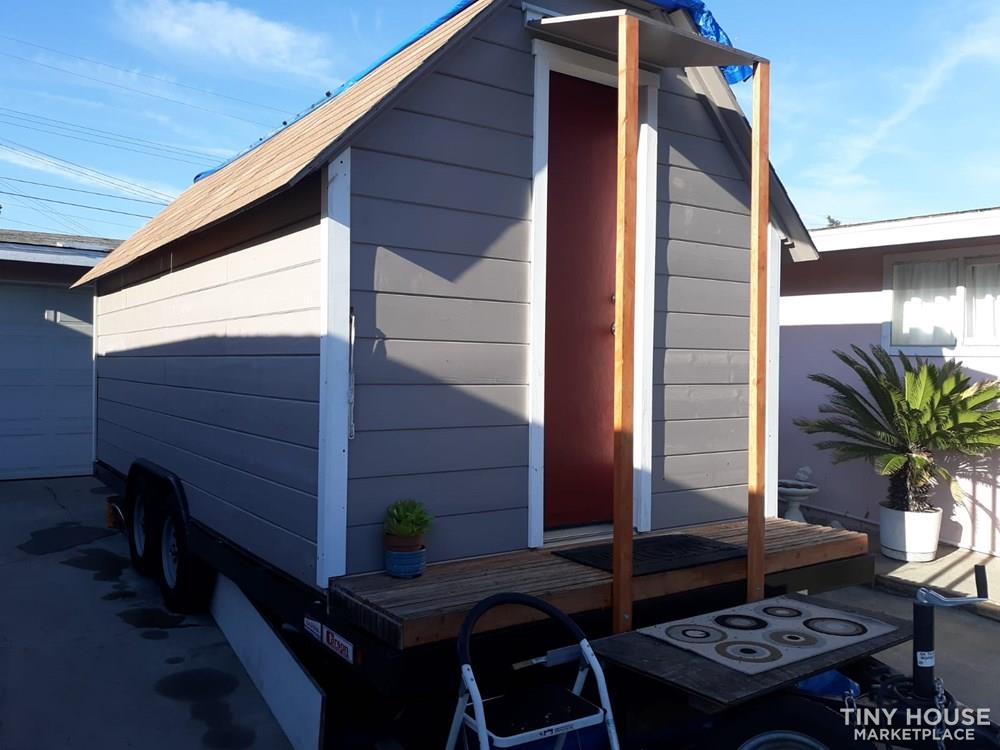 16’x8’ Tiny House on Trailer
