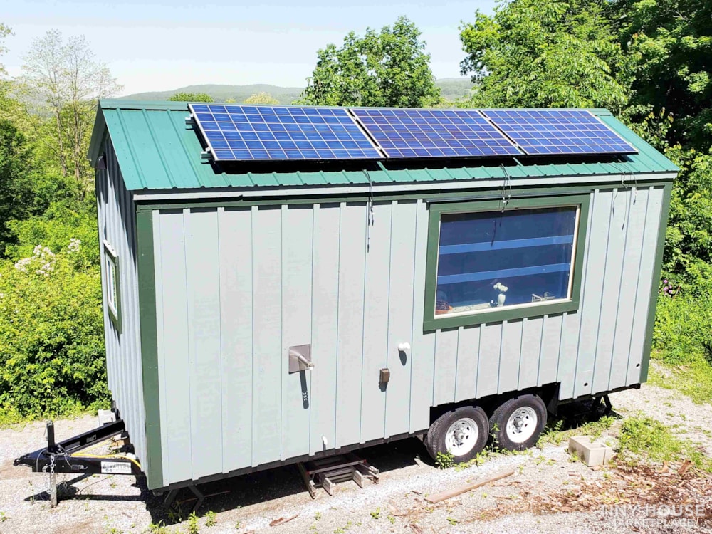 160 Sq Ft Cozy and Comfy Tiny Home  - Image 2 Thumbnail