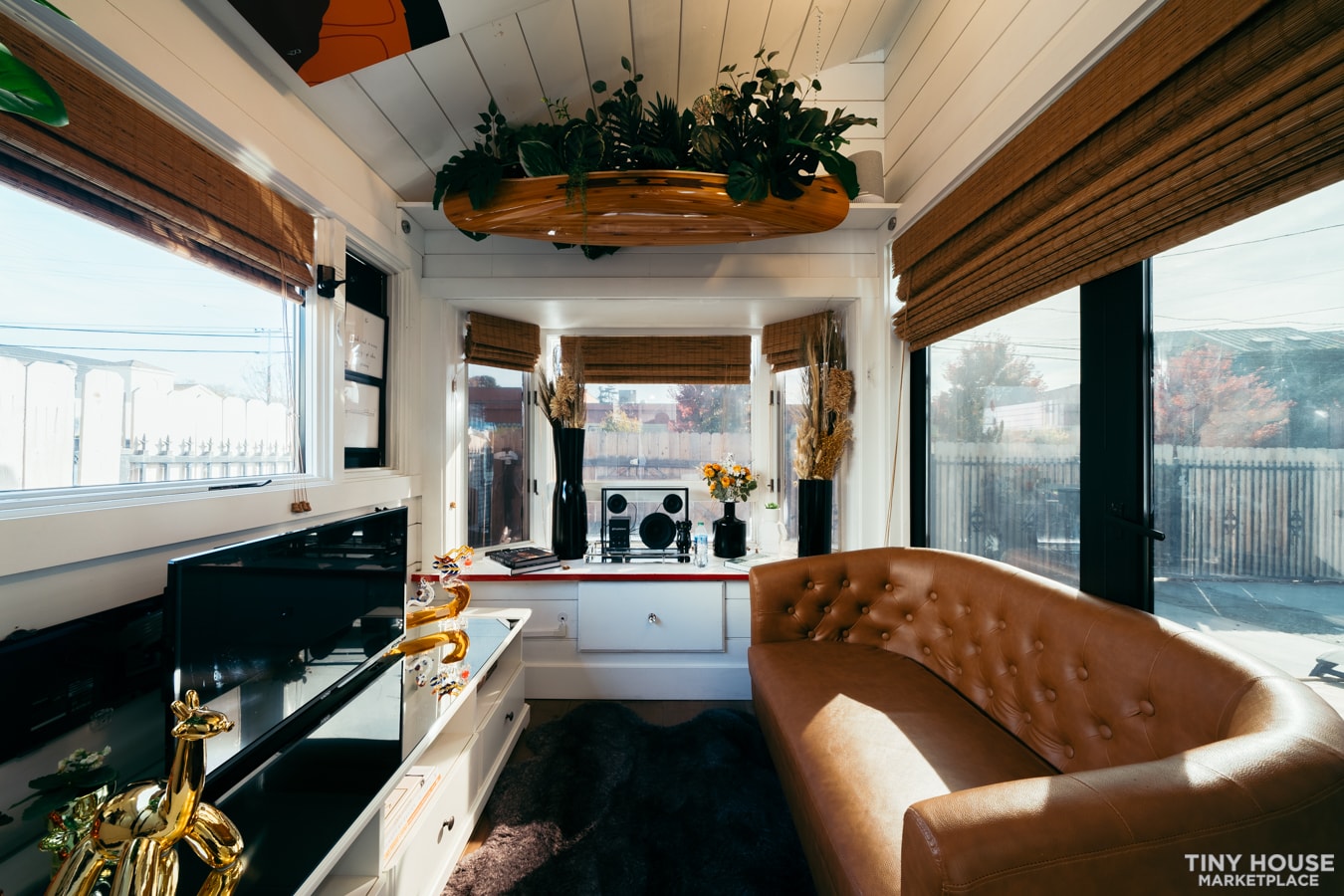 18ft Tiny House with Bathtub - Image 1 Thumbnail