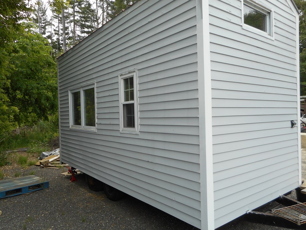 18x8 tiny home 