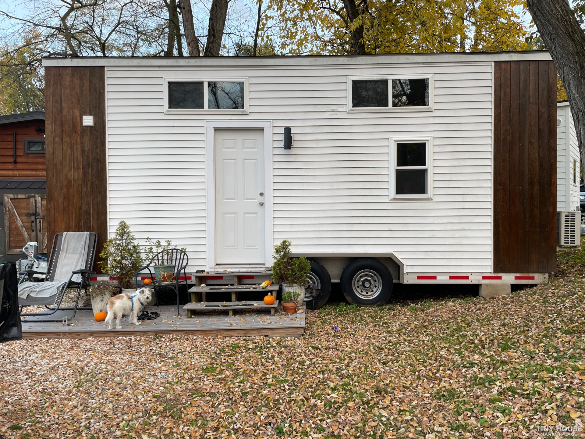 192 ft LIGHT AND OPEN TINY HOUSE - Image 2 Thumbnail