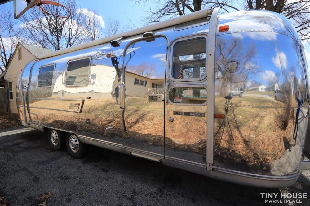 1971 Airstream Overlander Complete Off Grid Restoration - Image 3 Thumbnail