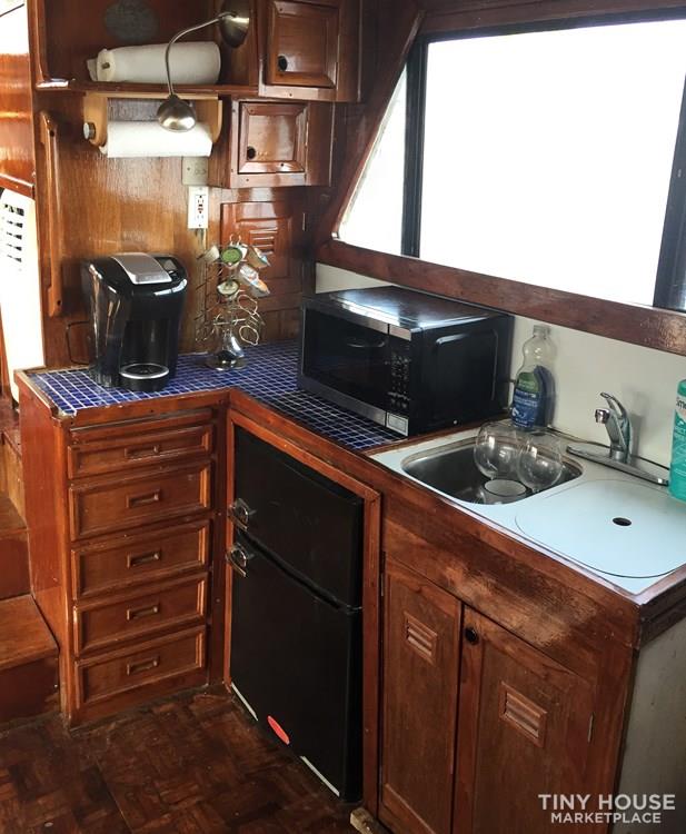 1977 Cheoy Lee Trawler - Image 4 Thumbnail