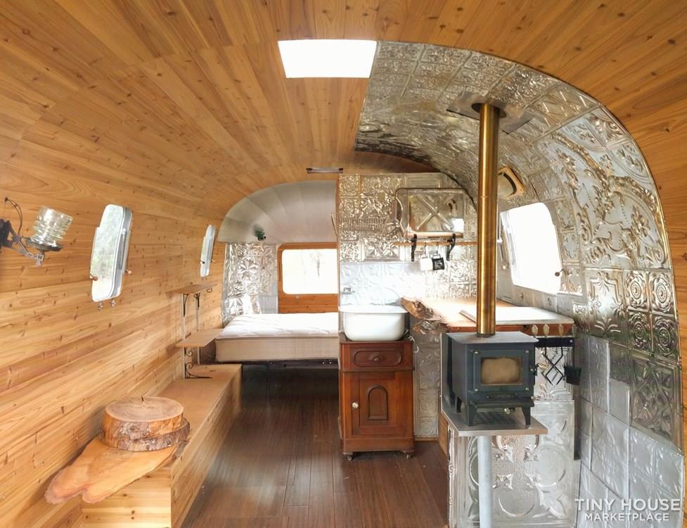 Tiny House for Sale 1988 airstream excella off the grid