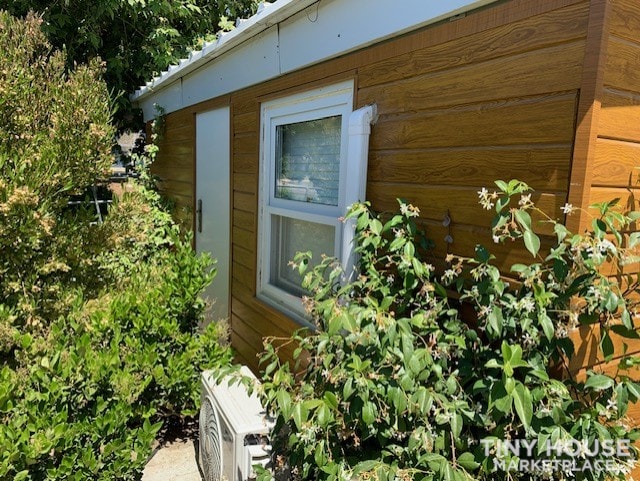 2 Bedroom - 1 Bath -Tiny House - Image 3 Thumbnail