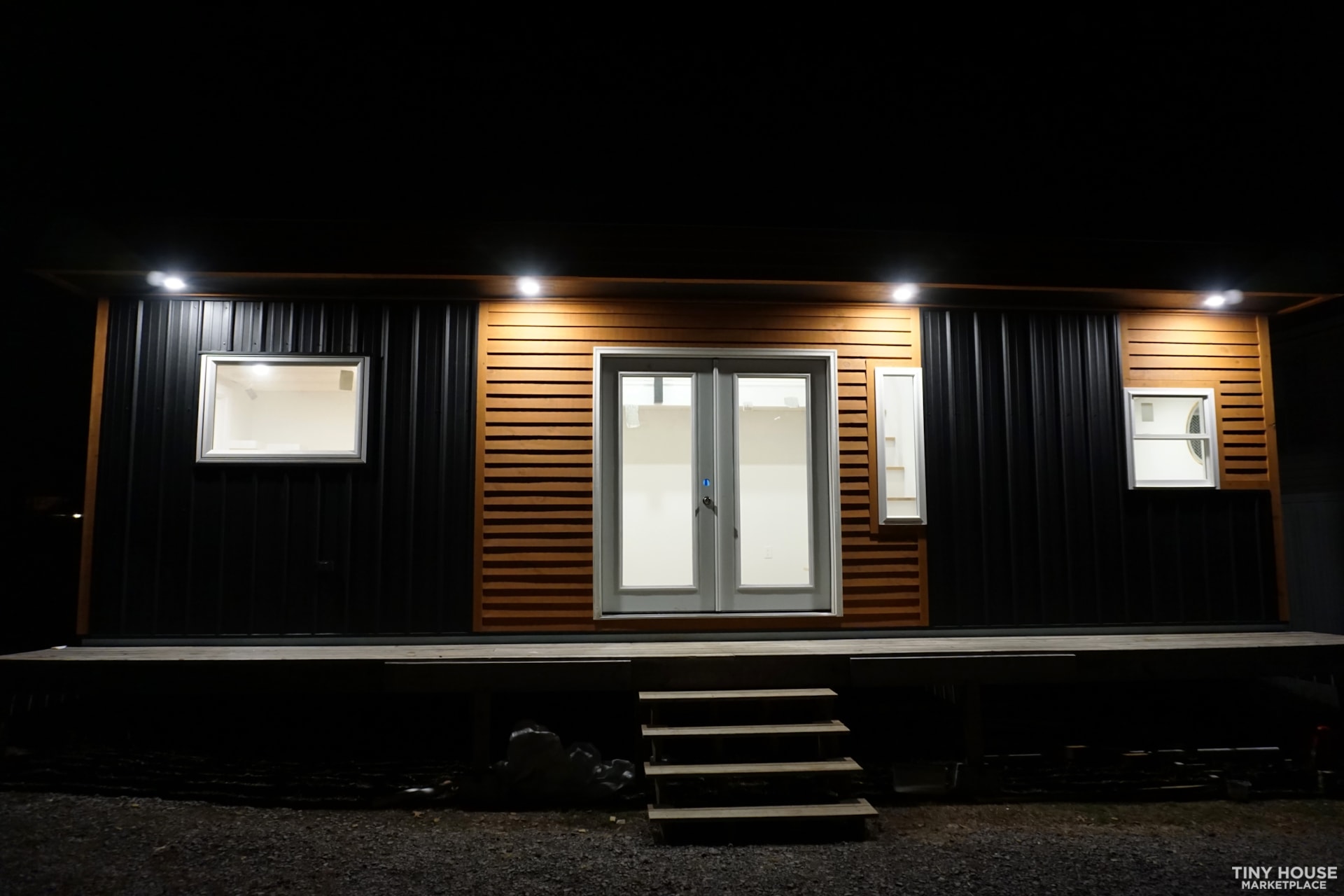 2 Bedroom 1 Bathroom Tiny Home - Image 3 Thumbnail